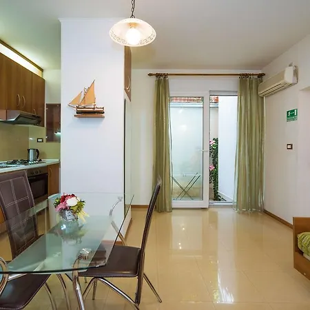 Apartment Imperium Romanum
